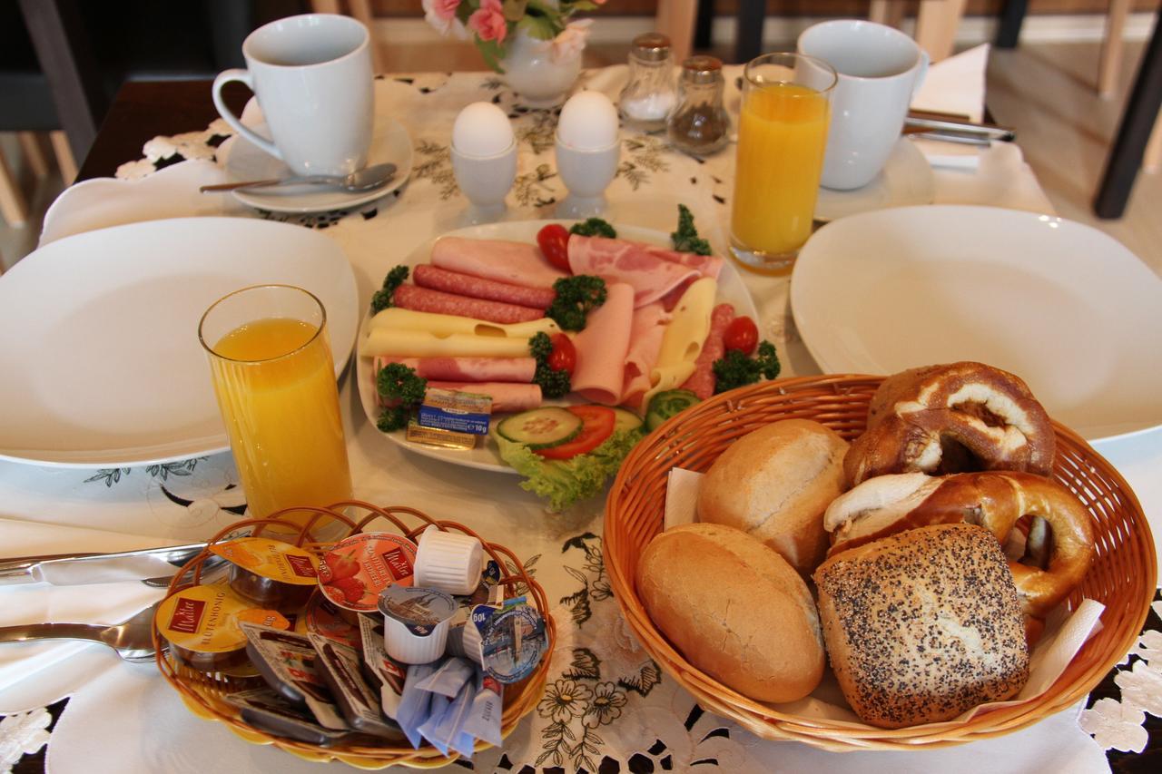 באד קיסינגן Hotel Humboldt מראה חיצוני תמונה